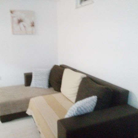 Pavlic 2 Appartement Omiš Buitenkant foto