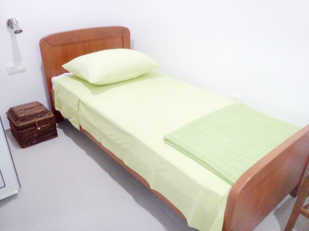 Pavlic 2 Appartement Omiš Buitenkant foto